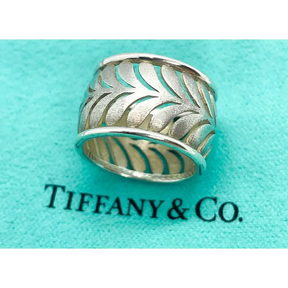 Tiffany & Co. Paloma Picasso Villa Palm Leaf Wide Silver Ring Band Size 4.75